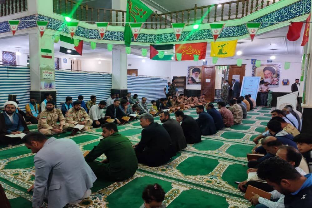 محفل نورانی انس با قرآن‌کریم با حضور قاریان برجسته استانی