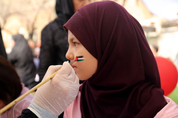 کودکانی از جنس انا علی العهد 