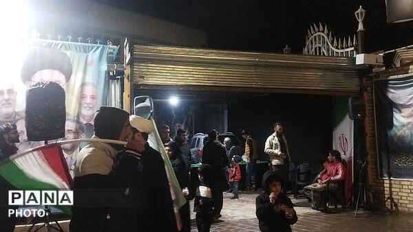 موکب چایخانه  در فلکه ایران نیشابور 