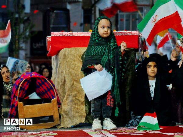 همایش عظیم وفاداری به وطن در گلوگاه