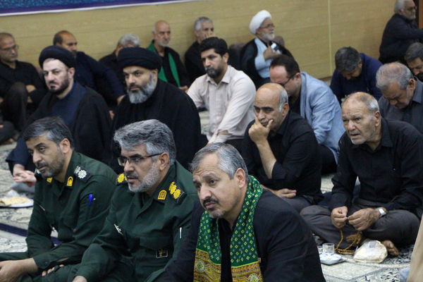 مراسم روضه اباعبدالله حسین (ع) در دفتر نماینده ولی فقیه یزد