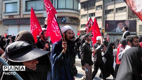 شکوه وداع در تهران؛ تجلی عهد وفاداری