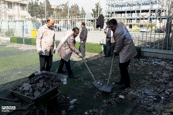 آواربرداری و تعمیرات مدارس آسیب‌دیده طی حملات آمریکایی - صهیونی