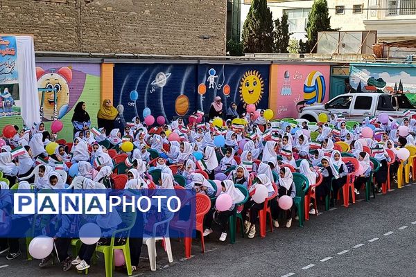 جشن شکوفه‌ها در شهرستان ورامین