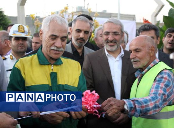 آیین افتتاح پارک شهدای اصناف در ناحیه 2 کرج