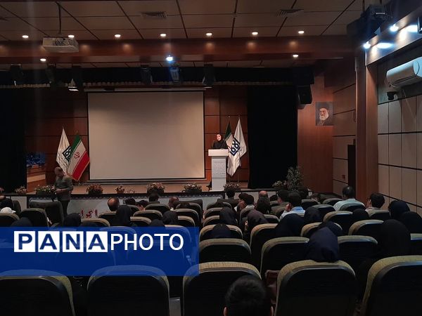 برگزاری مراسم هفته سلامت با حضور دانش آموزان
در اسلامشهر 