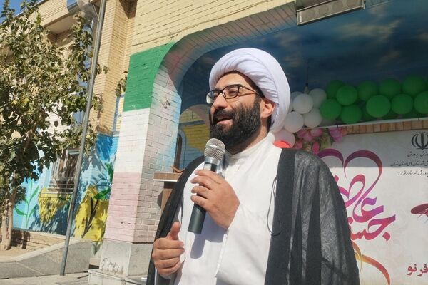 جشن عاطفه ها در مدرسه پسرانه فرنو،روزی پر از مهربانی و همدلی