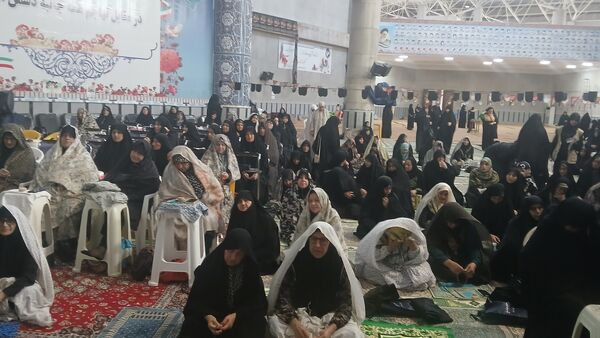 نماز جمعه سدی محکم در برابر دشمن