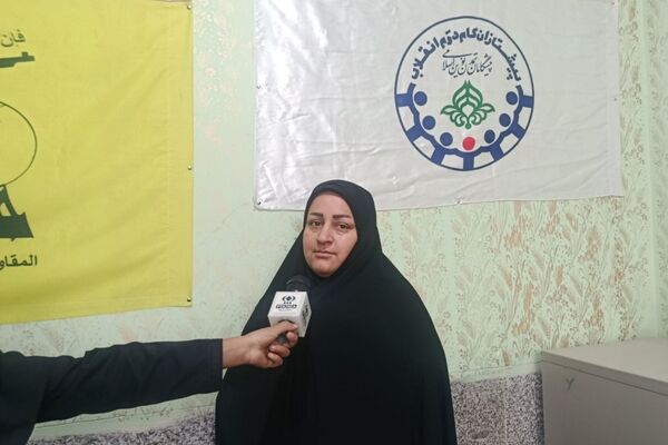 امروز معلمان و دانش آموزان درس جهاد را مشق می کنند