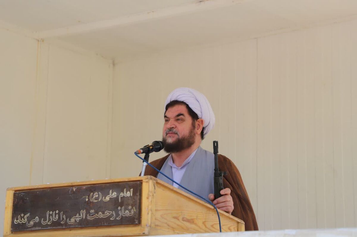 حضرت معصومه(س) بهترین الگوی دختران اسلامی و انقلابی است