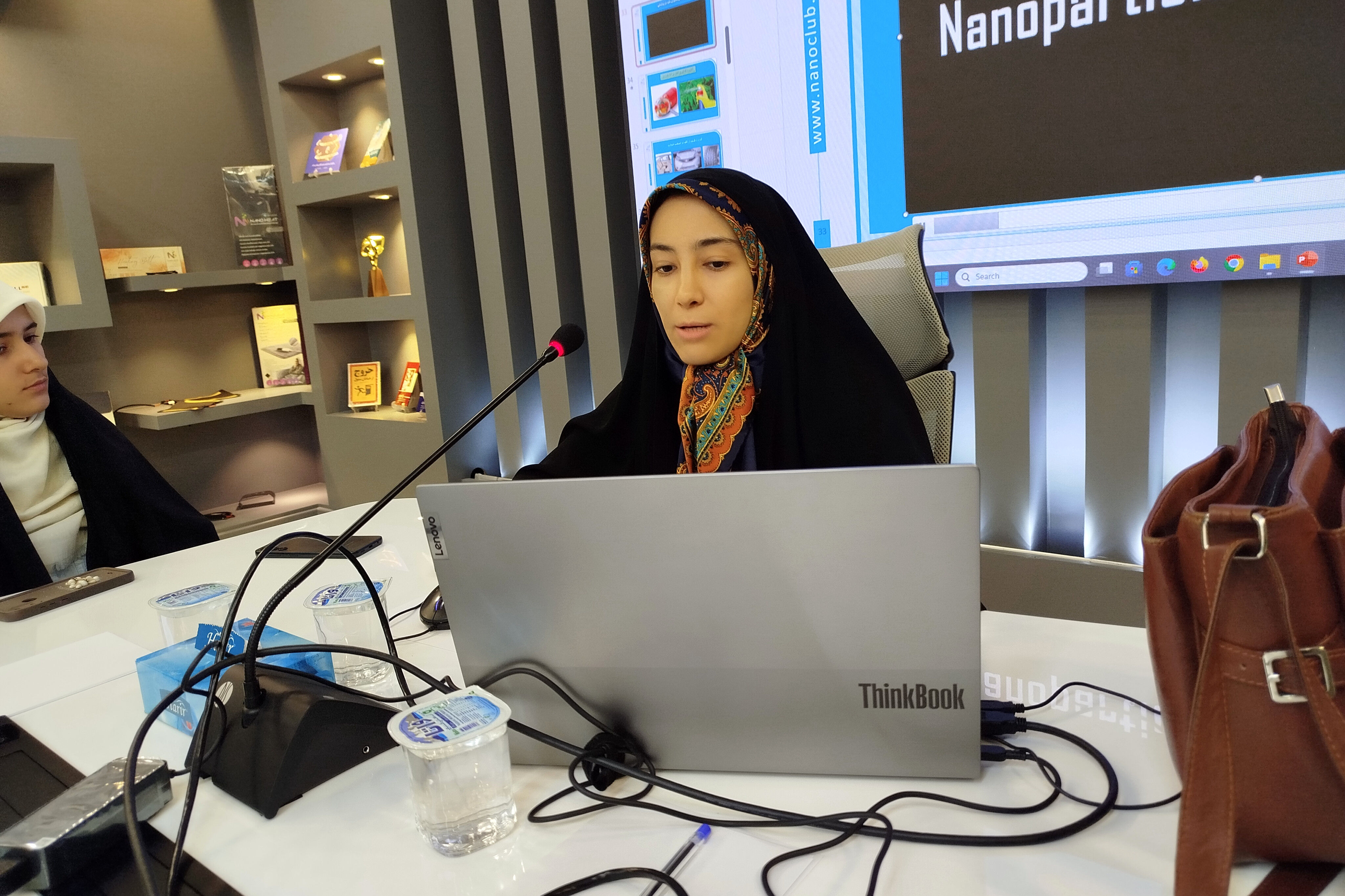 بازدید خبرنگاران پانا از سازمان توسعه فناوری نانو