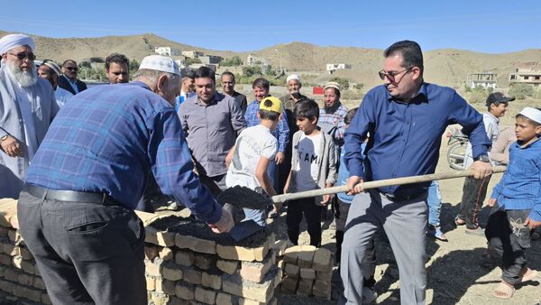 برگزاری آیین خشت گزاری طرح مدرسه اولیا 
