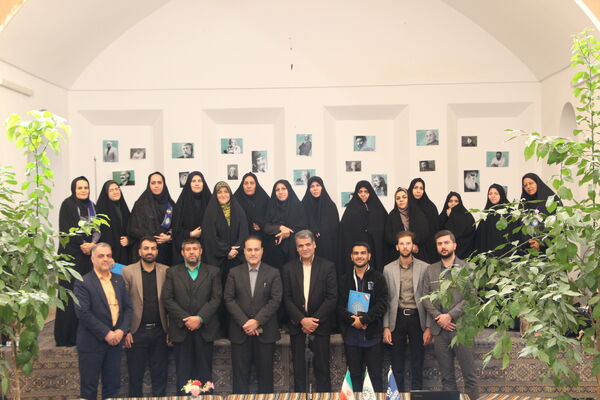 نشست مدیران سازمان دانش آموزی و رابطین پانا استان یزد