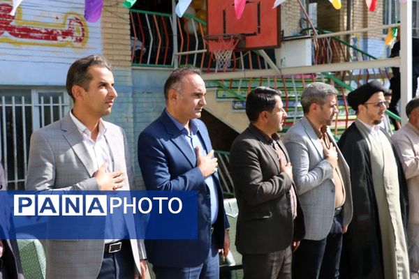 آغاز سال تحصیلی با «جشن شکوفه‌ها» در سامان