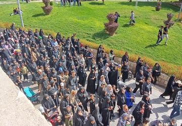 آیین پیاده روی دلدادگان اربعین حسینی در شهرستان نیشابور 