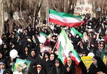 دلنوشته دانش آموز خبرنگار پانا به مناسبت یوم الله ۲۲بهمن