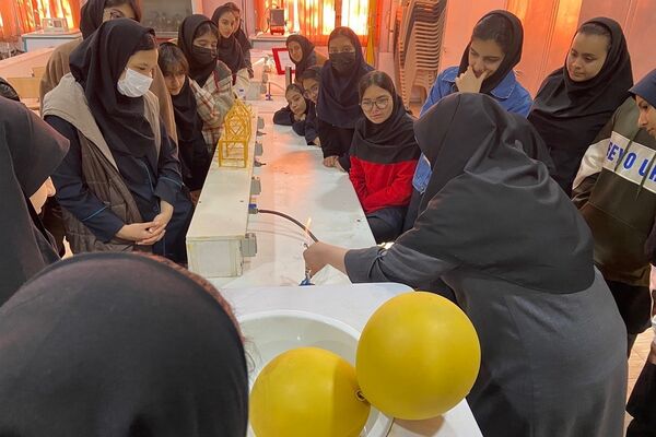  اردوی علمی در پژوهش سرای دانش آموزی بصیرت
