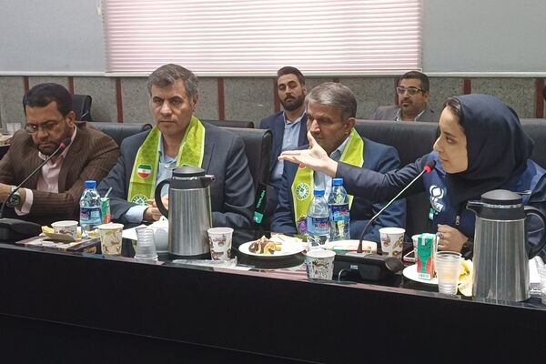 نشست هم‌اندیشی پیشکسوتان سازمان دانش‌آموزی استان کرمانشاه
