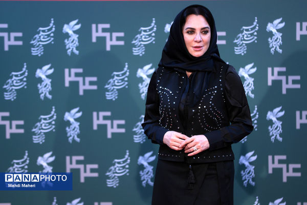 فرش قرمز فیلم «سرزمین فرشته‌ها» با حضور سلاف فواخرجی بازیگر عرب