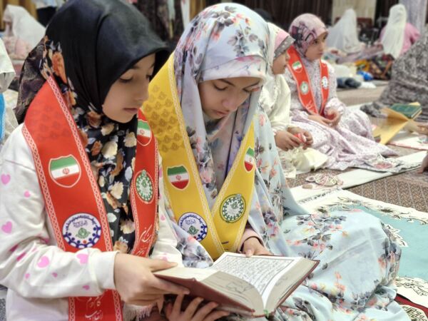 «ایران‌مون» مهمان اعتکاف دانش‌آموزی دختران همدان شد