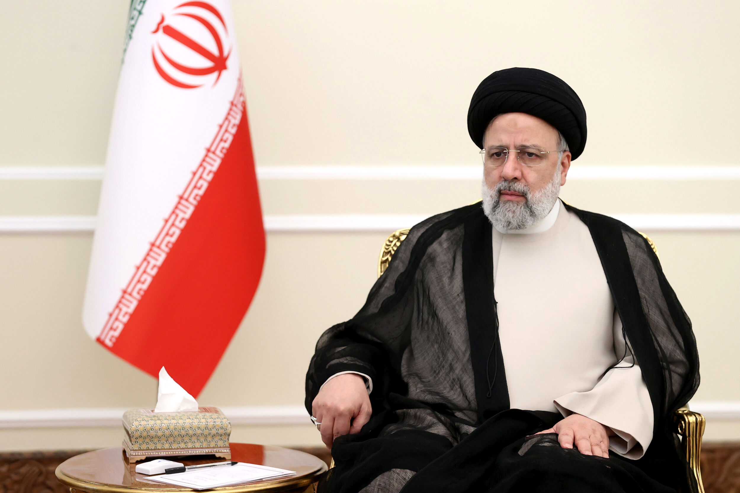 سران ونزوئلا، تاجیکستان و بنگلادش عید فطر را به آیت الله رئیسی تبریک گفتند

