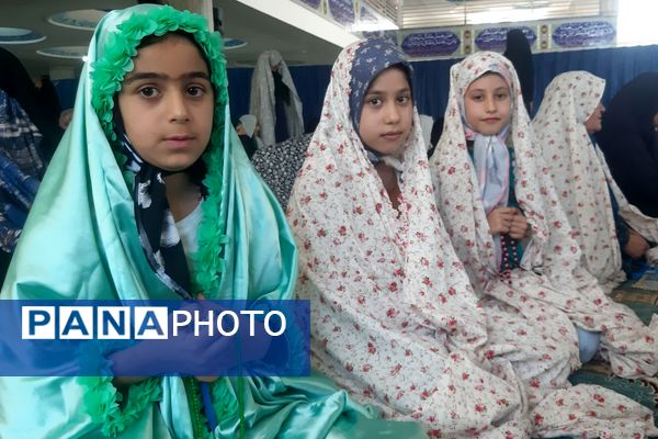 اقتدار مردم شهرستان لردگان در نماز جمعه