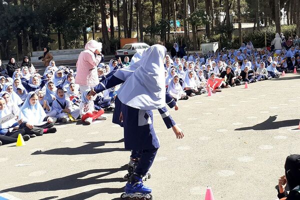 المپیاد ورزشی در مدرسه قدر بهارستان۲