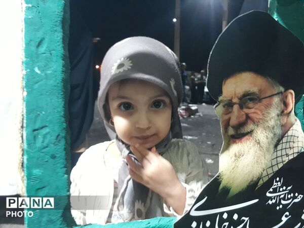 حضور فعال موکب «مهد آدینه» ستاد نماز جمعه در جشن‌های عید غدیر تویسرکان