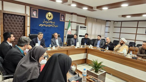 جلسه توسعه فعالیت‌های تربیتی و فرهنگی در گلستان