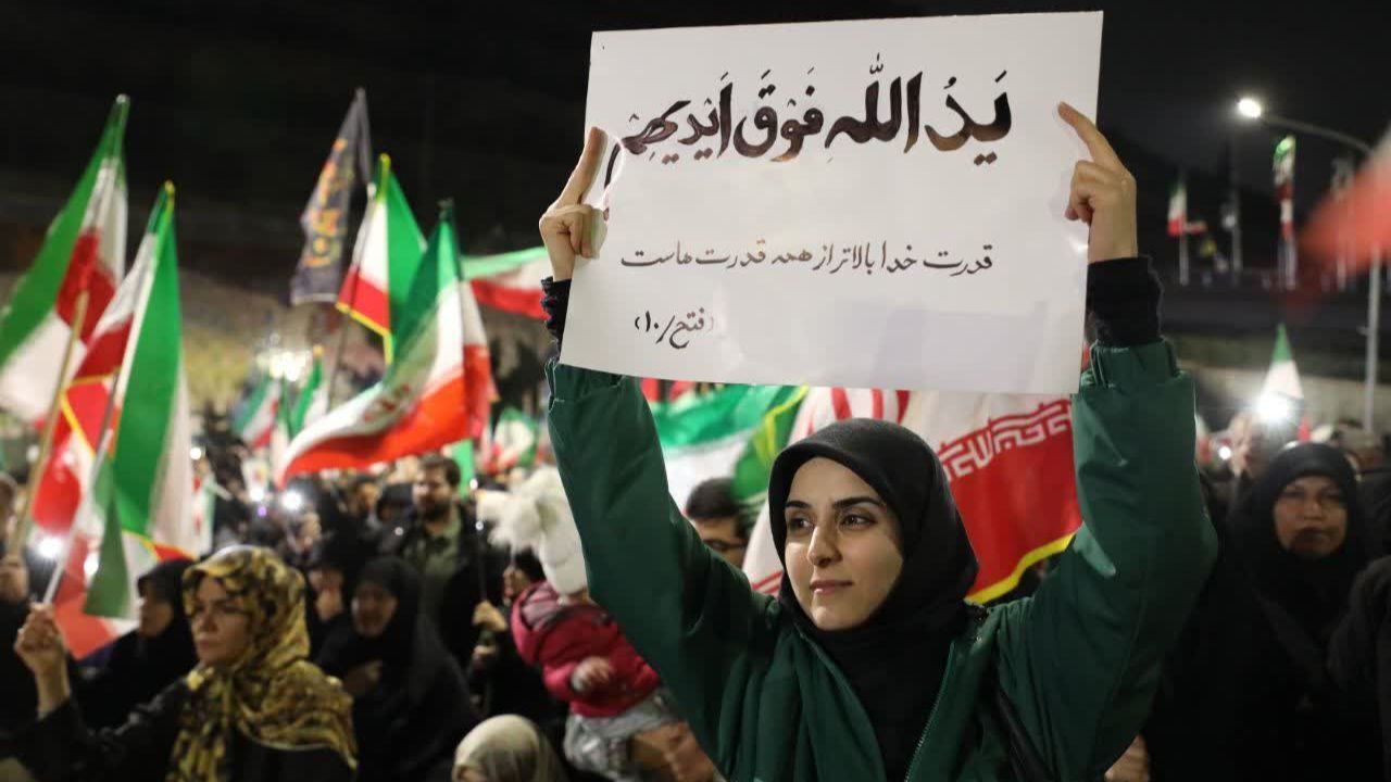 بیست و یکمین اجتماع عظیم مردمی کرج در خونخواهی رهبر شهیدشان 