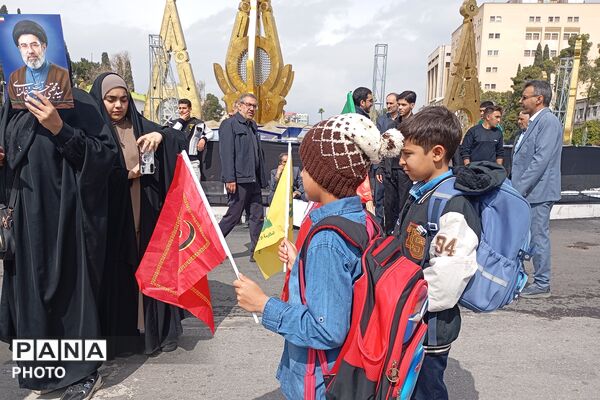 روز قدس با پویش کوله‌پشتی فرشته‌ها در شیراز