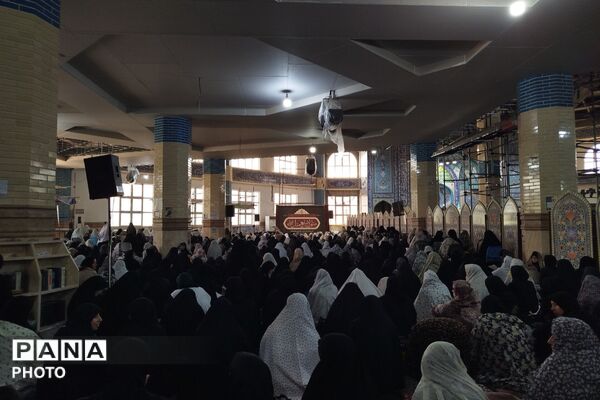 اقامه پرشور نماز جمعه در شهرستان قدس