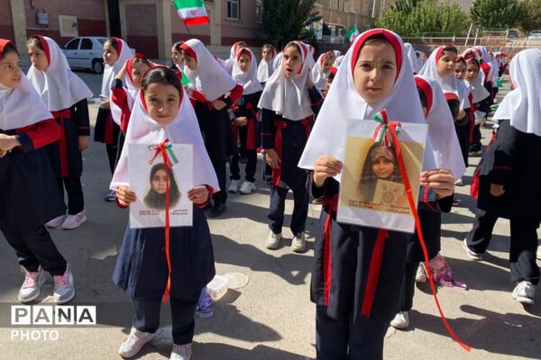برپایی ایستگاه سلامت و انتخاب سفیران سلامت مدرسه رضوان شهرستان رباط‌کریم