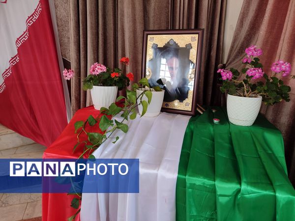 شکوه جشن دهه فجر در دبیرستان جوادالائمه سورشجان