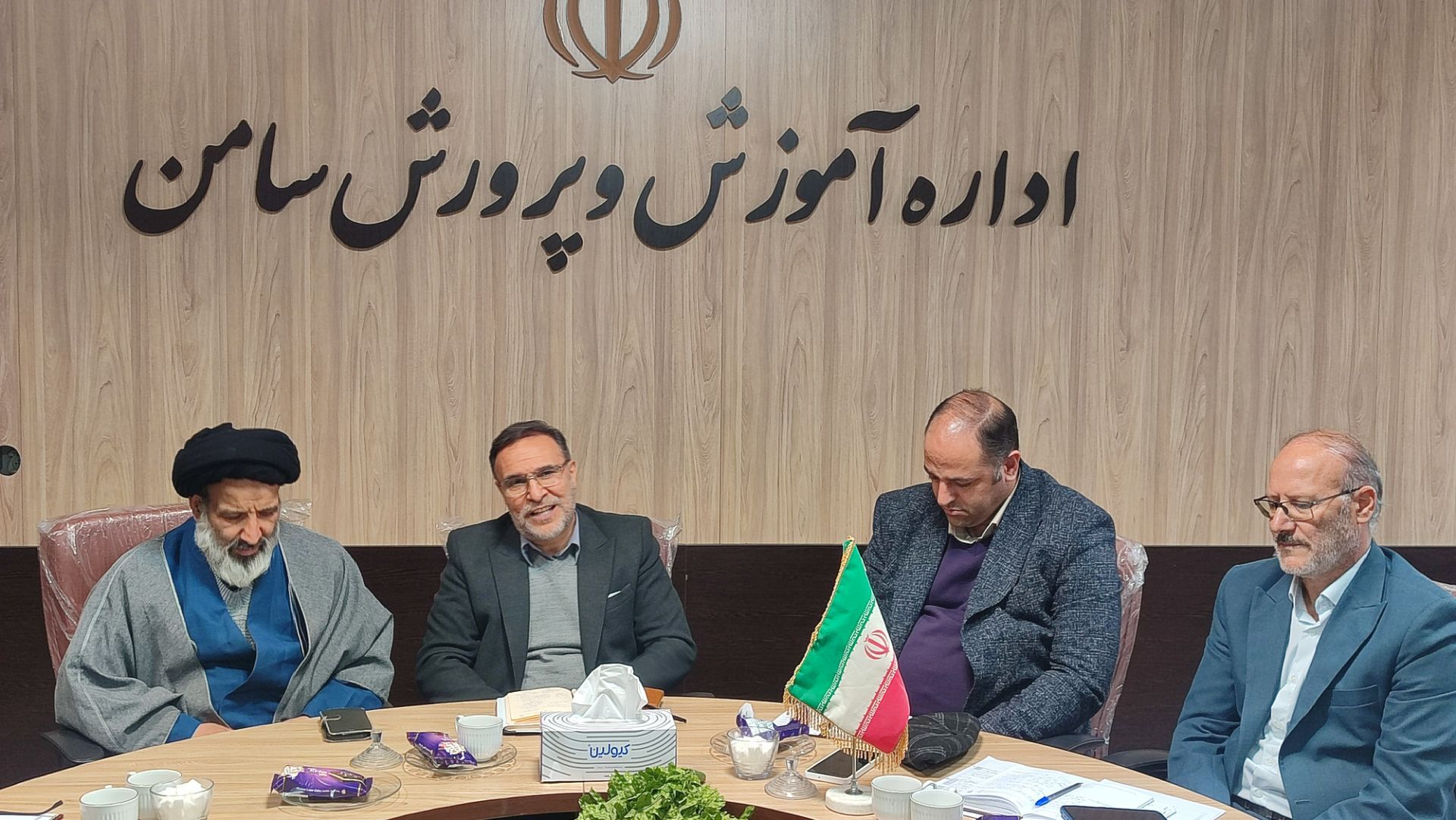لزوم هم‌افزایی دستگاه‌های اجرایی برای محرومیت‌زدایی و تربیت نیروی ماهر