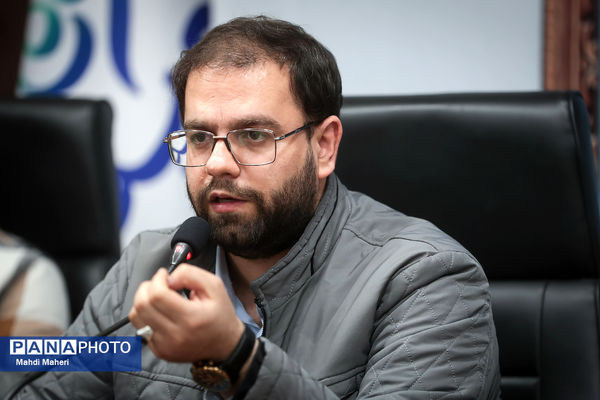 چهارمین نشست تخصصی هنر و اندیشه امیدا