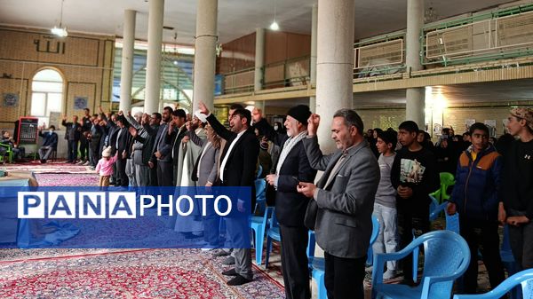 اجتماع امام زمانی‌ها در حسینیه‌ دهکهنه منطقه میانکوه 