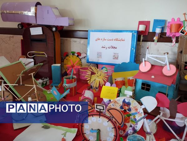نمایشگاه دست‌سازه‌های دانش‌آموزی؛ تجلی خلاقیت و مهارت در آموزشگاه شقایق‌های ملارد