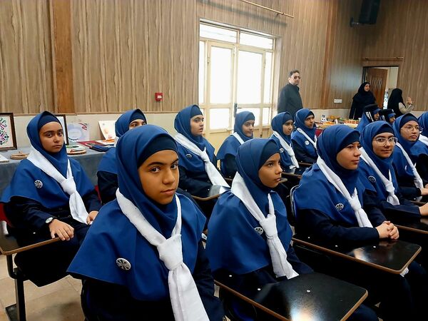 آیین نواختن زنگ پژوهش در مشهد 