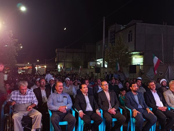 گرامیداشت ۲۲ شهید محله فردوسی با تجلی وحدت مردم و مسئولان خلیل آباد 