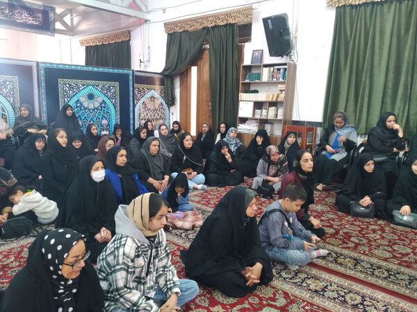 جلسه آموزش خانواده در دبیرستان دخترانه شهر آرا ۲