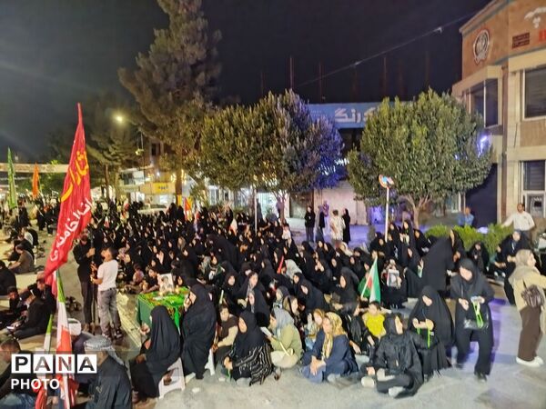 از شب اول تا شب صدوبیست وهفتمین نیشابور همچنان در سوگ رهبر شهید
