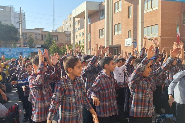دانش آموزان شیرازی جنایات اسرائیل را محکوم کردند