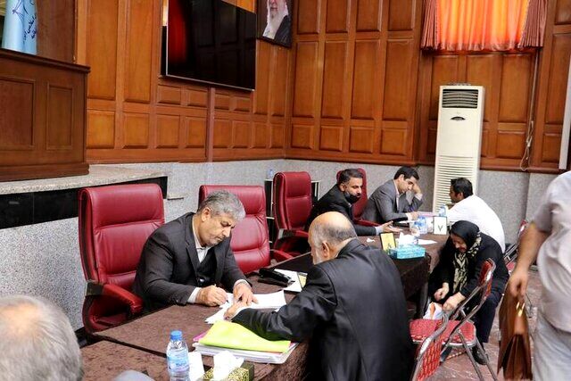 رسیدگی به مشکلات ۳۱۳ نفر در برنامه ملاقات مردمی مسئولان دادگستری استان تهران