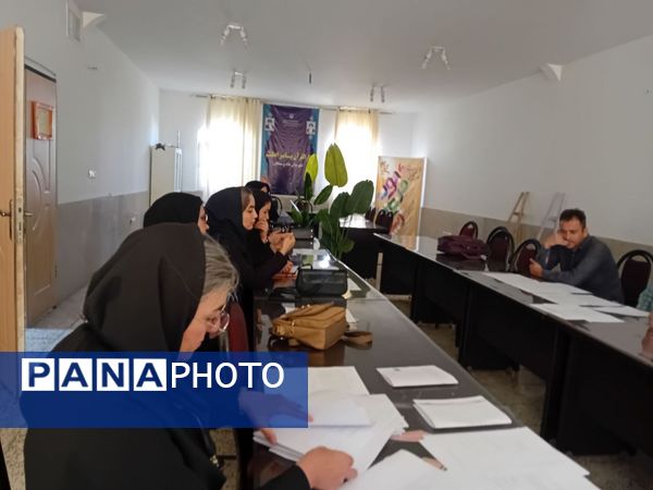 برگزاری طرح سفر یادگیری ویژه معلمان شهرستان مانه و سملقان 