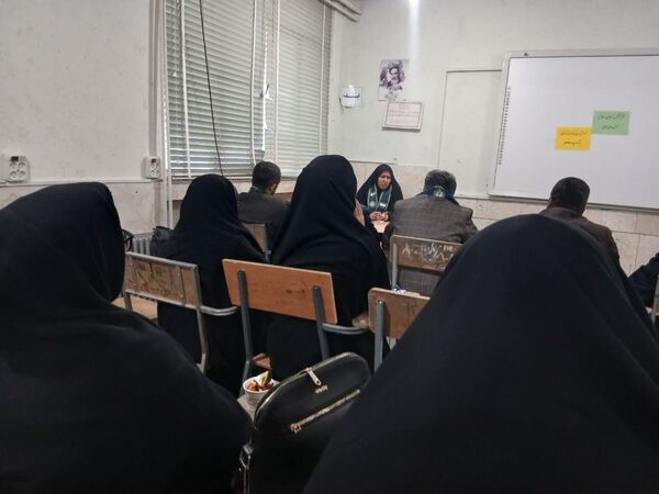 برگزاری دوره‌ مربیان پیشتاز کاردان در ابرکوه