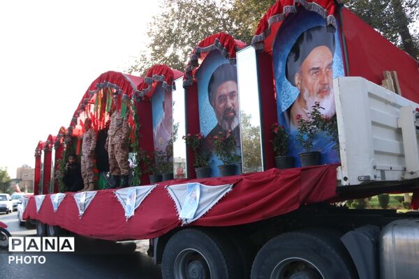 تشییع پیکر شهید محمدمهدی رضایی نصرآبادی در یزد