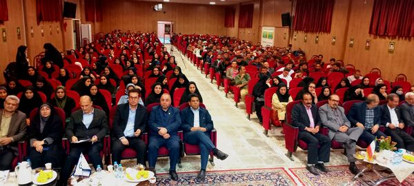 همایش تجلیل از مهارت آموزان ماده 28 