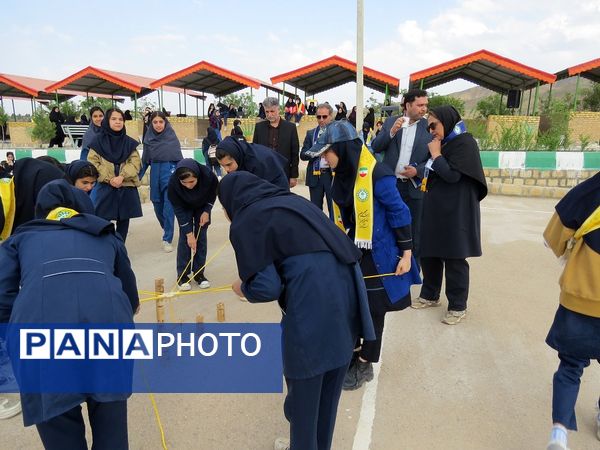 اردوی تمشک دختران بجنورد در اردوگاه شهید چمران 