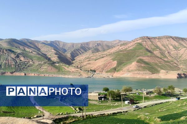 بهار، آغاز دوباره‌ی زندگی طبیعت 